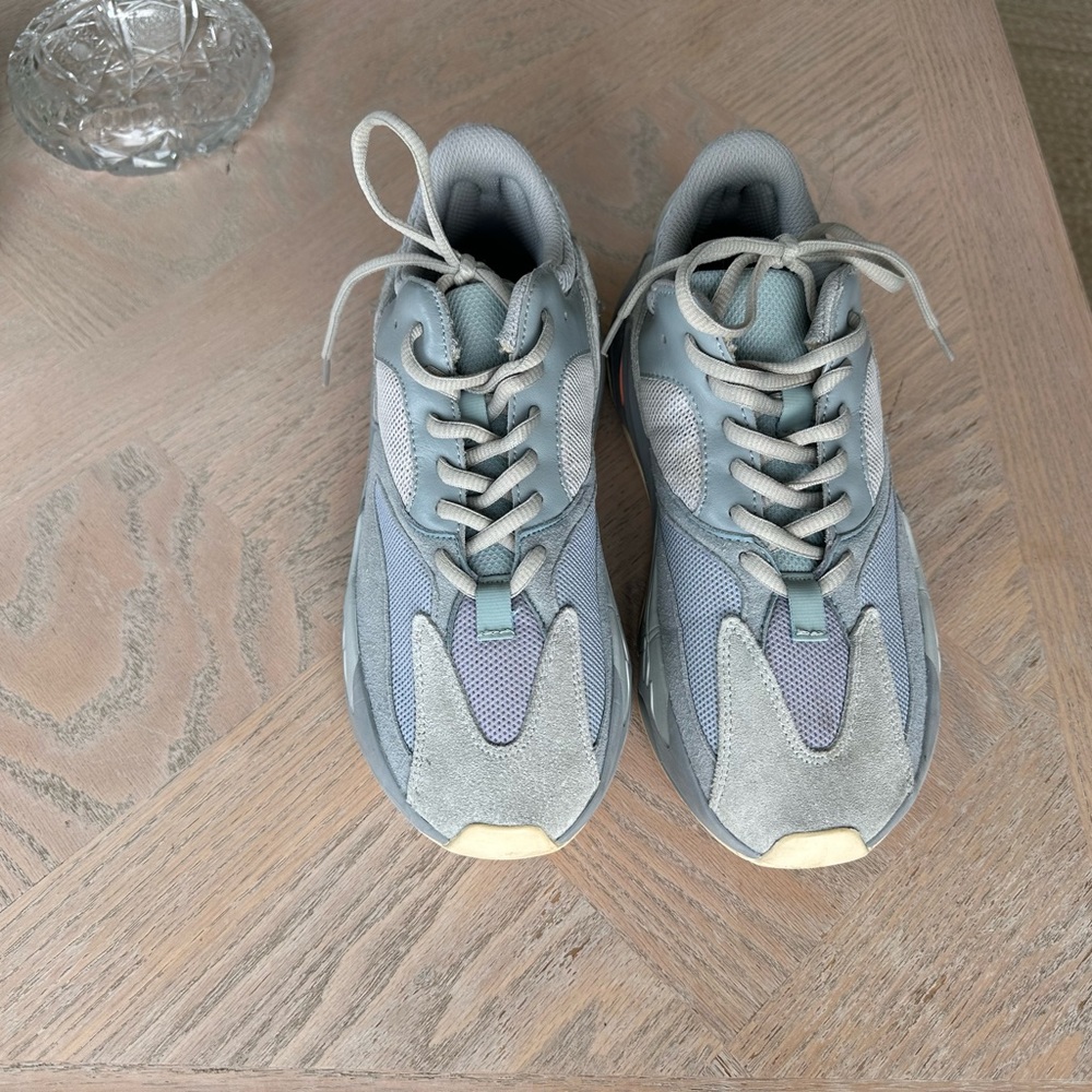 Yeezy boost 700 - Picture 4 of 8